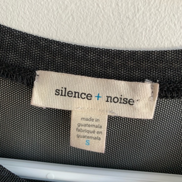 Oversized Transparent Black UO shirt - Picture 5 of 6